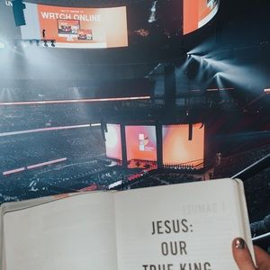 Meet your Posher, Emily